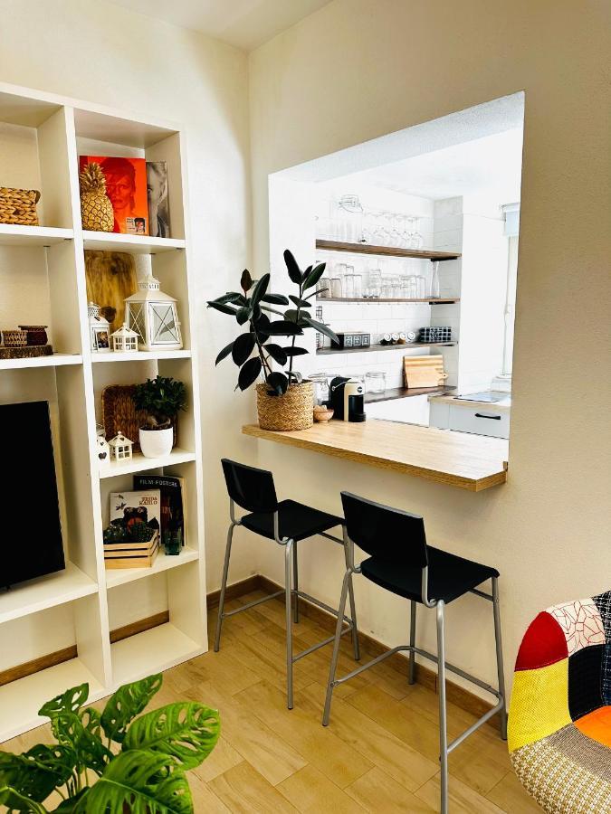 The Beatles Apartment Олбия Екстериор снимка